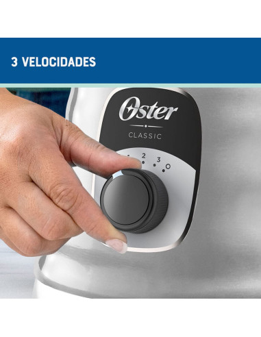 Licuadora Clásica Oster 1.25 Litros Control de Perilla 3 Velocidades Cromada BLST4655