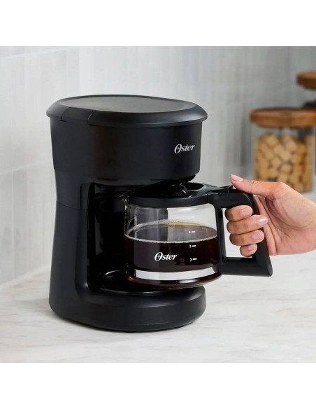 Cafetera Oster 5 tazas Swith Negra 2217254