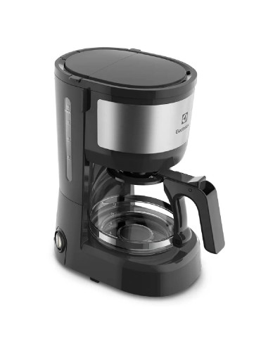Cafetera Electrolux 15 Tazas Filtro Extraíble Negra ECM10