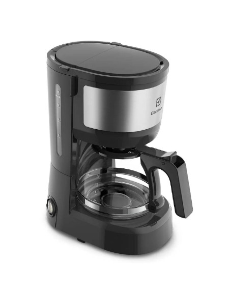 Cafetera Electrolux 15 Tazas Filtro Extraíble Negra ECM10