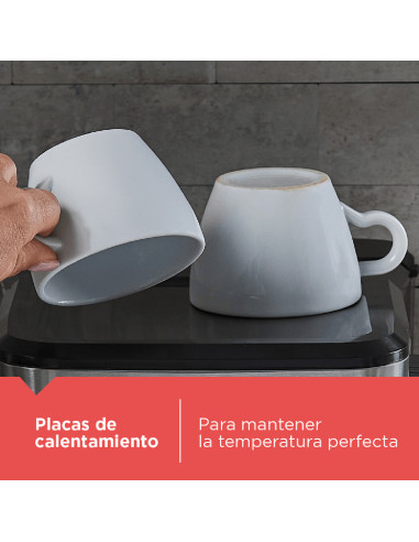 Cafetera espresso Black + Decker Semiautomática EM0312-0SDLA